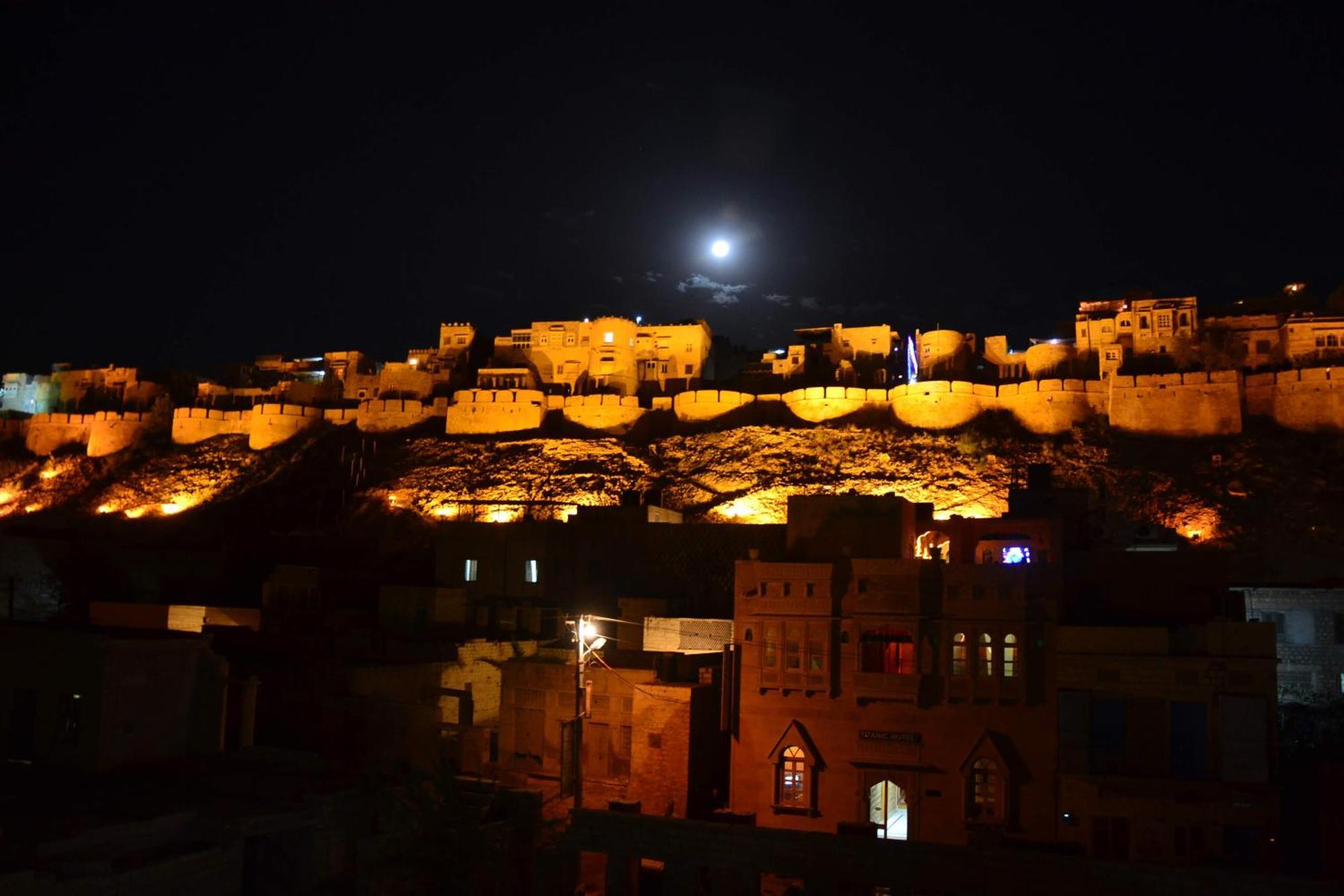 Hotel Oasis Haveli Jaisalmer (Adults Only) 외부 사진
