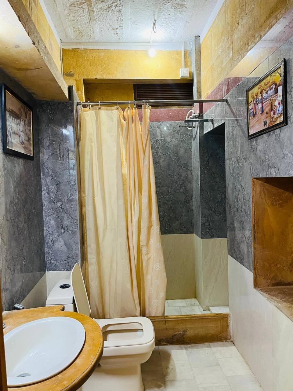 Hotel Oasis Haveli Jaisalmer (Adults Only) 외부 사진